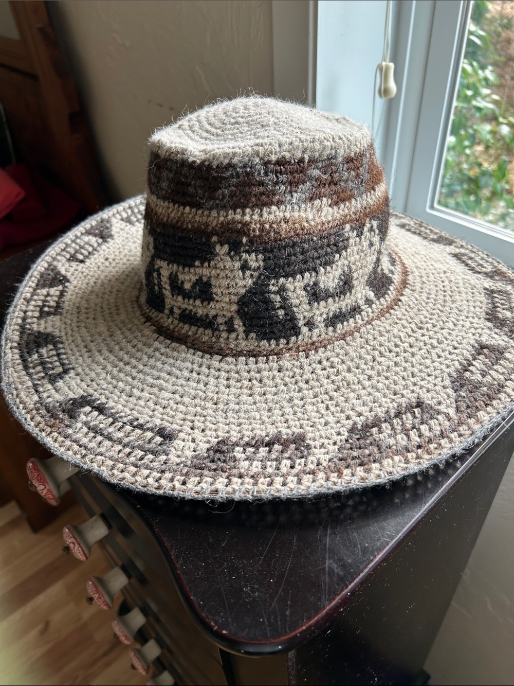 Unbranded brown and cream wide brim hat OS